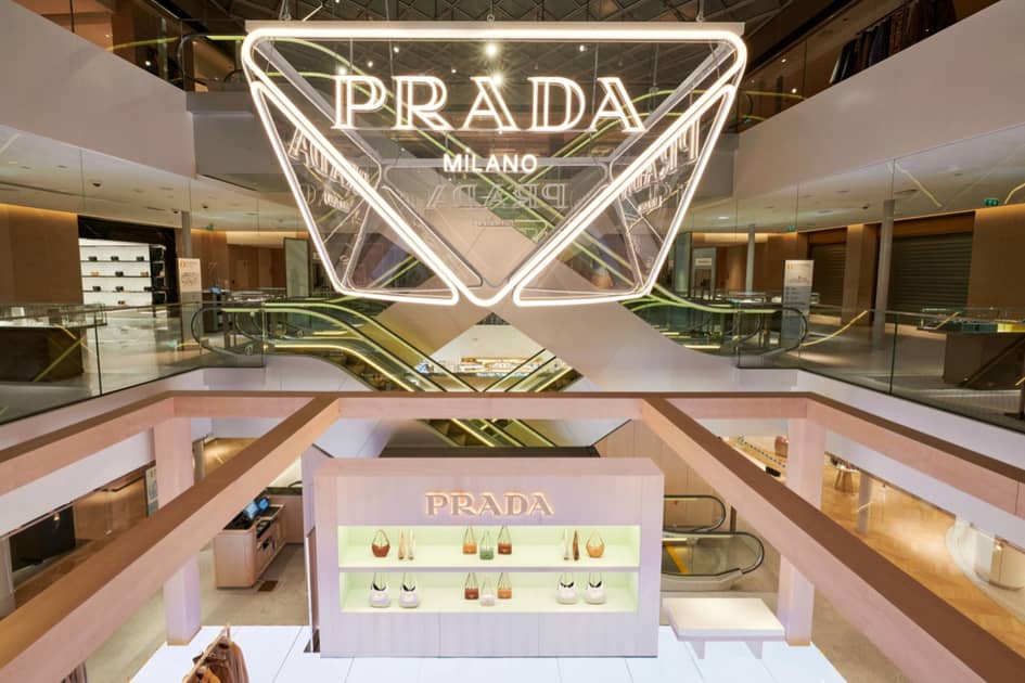 Harrods abrirá un pop-up de Prada Caffé a finales de 2023
