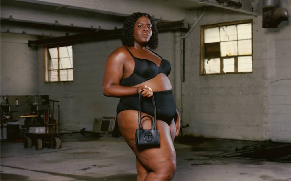 El bolso de Telfar elegido mejor diseño de moda de 2020