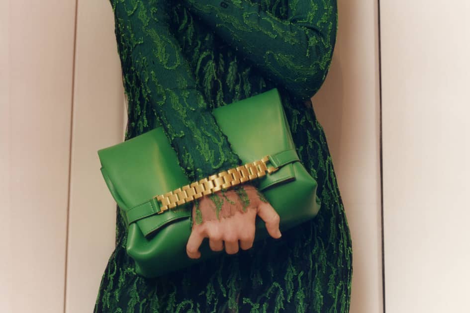 Victoria Beckham agrega artículos de cuero a la línea Victoria Beckham agrega artículos de cuero a la línea