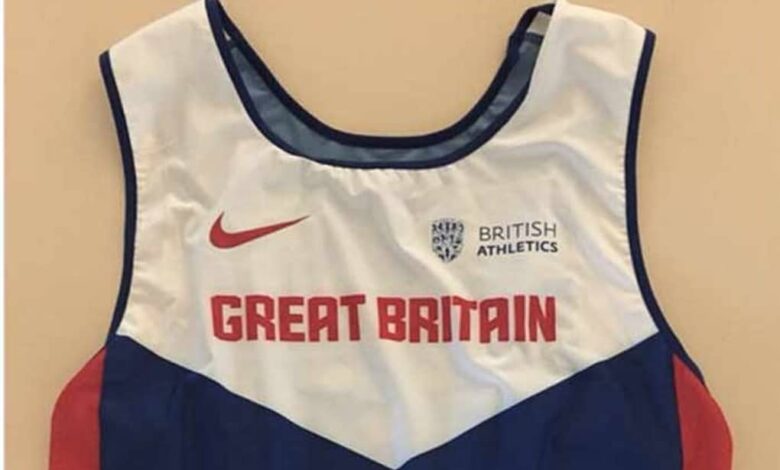 Kit británico de nuevo diseño, ridiculizado por deportistas