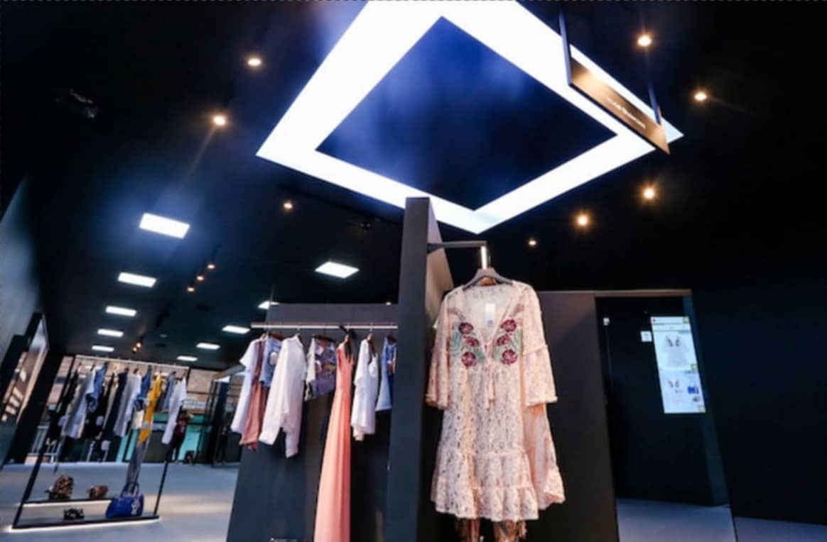 Alibaba presenta las compras del futuro con Fashion AI Concept Store