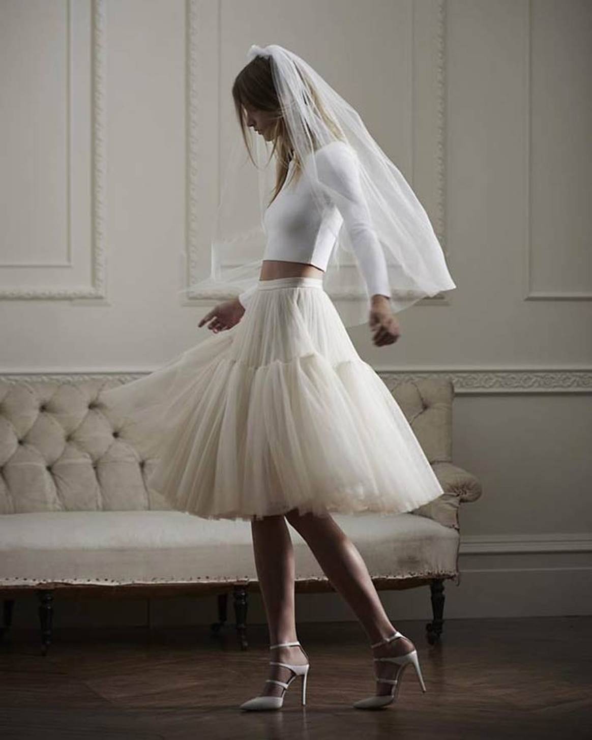 Net-a-Porter lanzará vestidos de novia asequibles