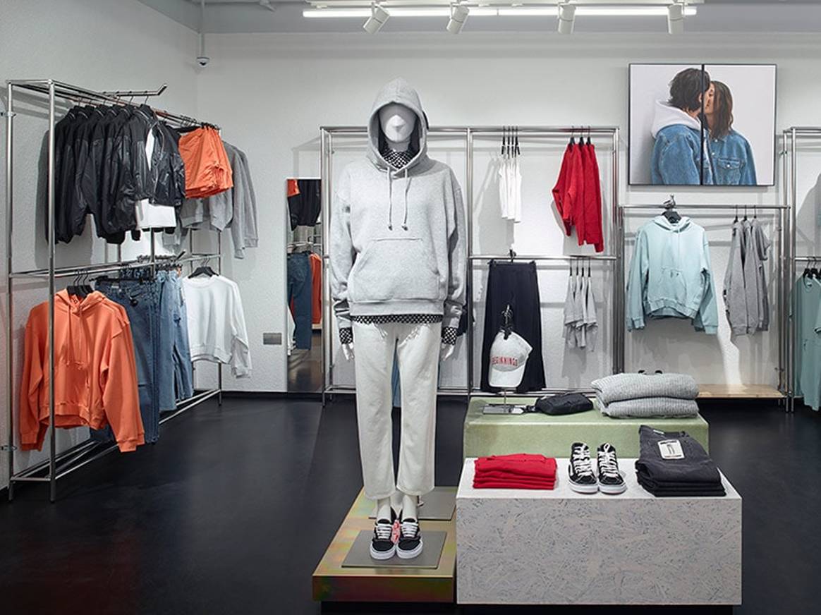 Weekday de H&M abre una tienda en Helsinki para lanzar Monki en Newcastle