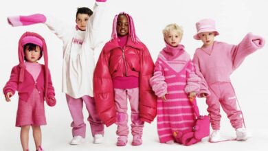 Photo of Jacquemus se sumerge en la moda infantil con la Pink Holiday Capsule