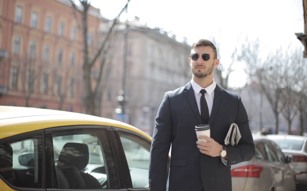 Por qué M&S ha dejado de vender trajes en la mayoría de sus tiendas