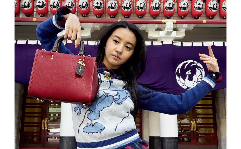 Coach quiere que Rogue Bag vuelva con una campaña repleta de estrellas