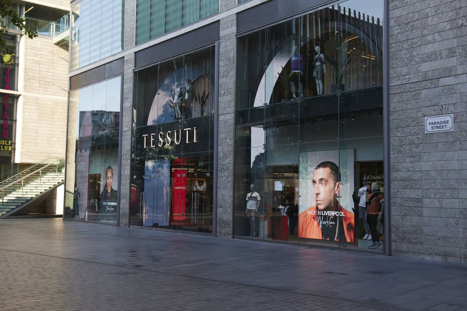 Tessuti abre buque insignia mundial en Liverpool